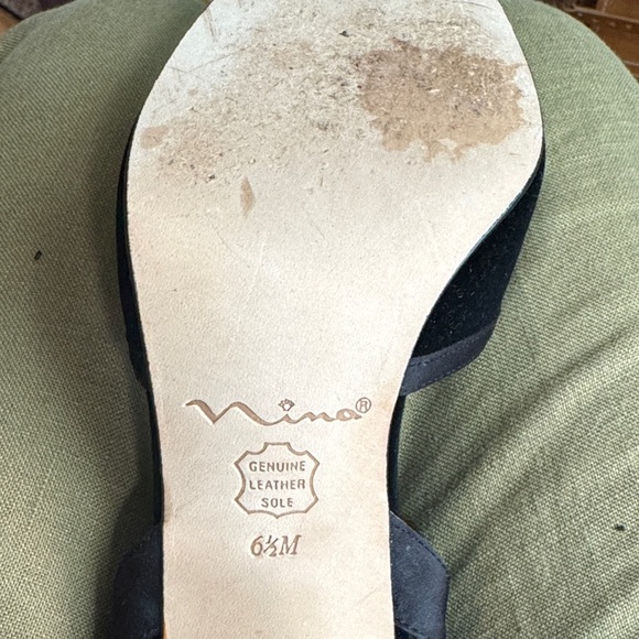 Vintage Nina Classic Black Velvet and Satin Heels - Picture 5 of 10